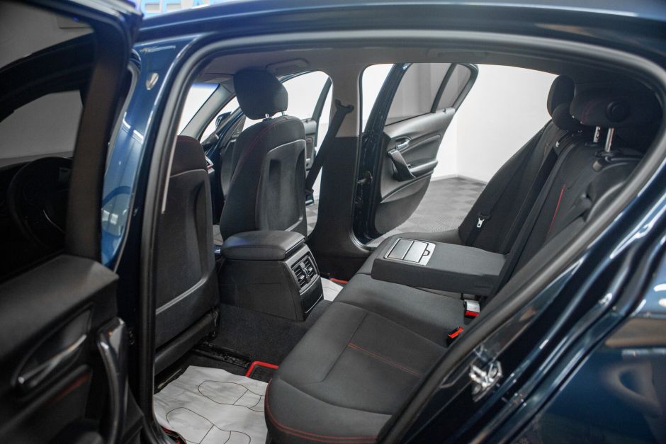 BMW 1 серии, 1.6 л, АТ, 2011 фото 8