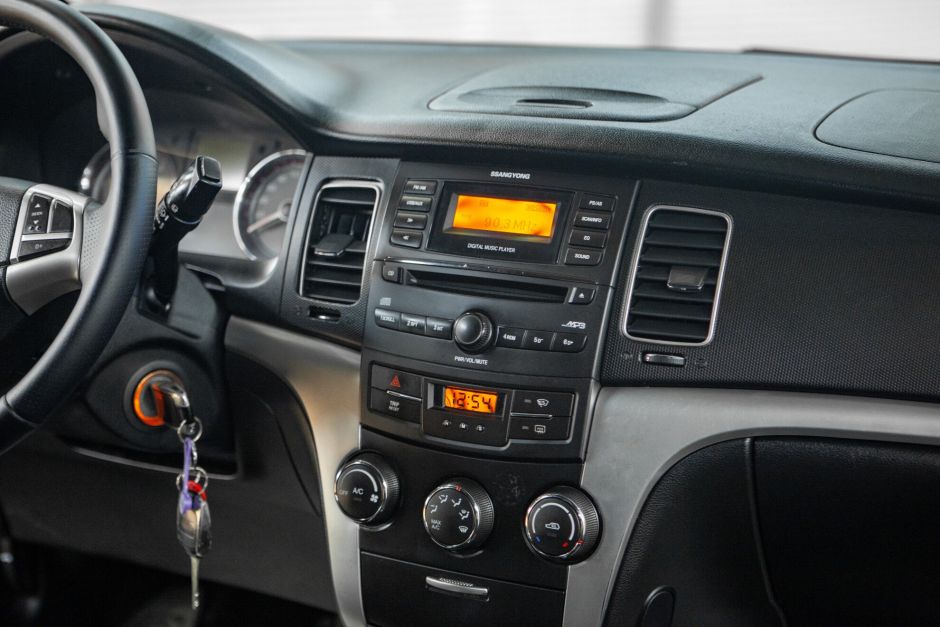 SsangYong Actyon, 2.0 л, АТ, 2011 фото 13