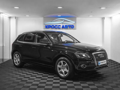 Audi Q5, 2.0 л, РКПП, 2009 фото 5