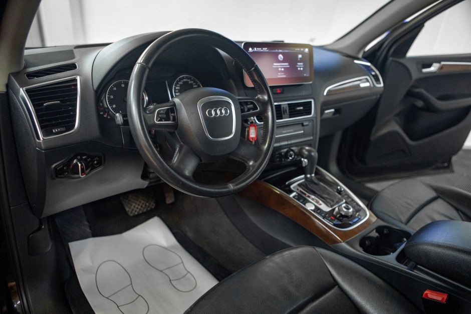 Audi Q5, 2.0 л, Робот, 2009 фото 7