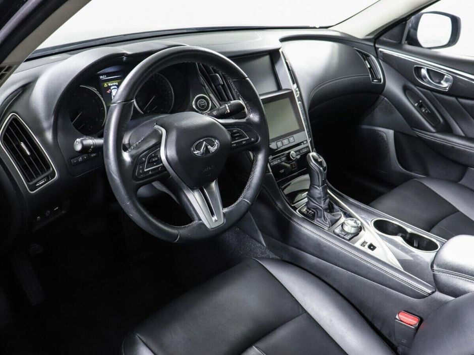 Infiniti Q50, 2.0 л, АТ, 2019 фото 7