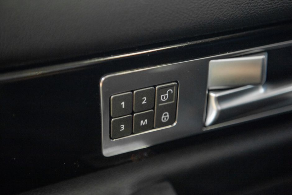 Land Rover Discovery, 3.0 л, АТ, 2014 фото 21