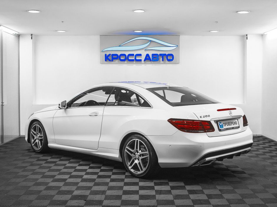 Mercedes-Benz E-класс, 2.0 л, АТ, 2013 фото 6