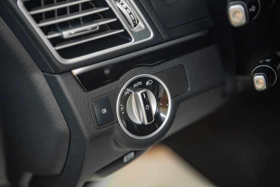 Mercedes-Benz E-класс, 2.0 л, АТ, 2013 фото 10