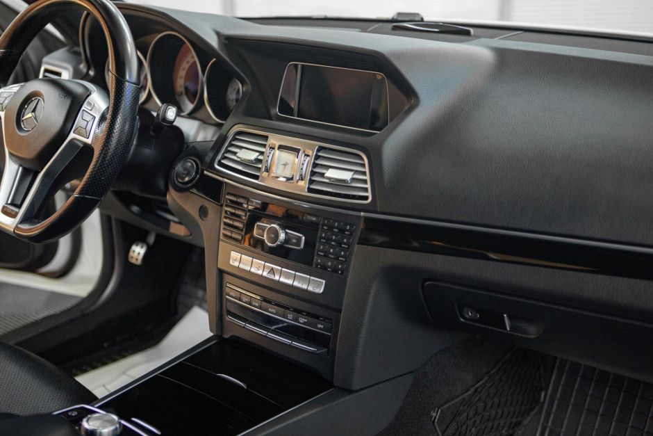 Mercedes-Benz E-класс, 2.0 л, АТ, 2013 фото 18