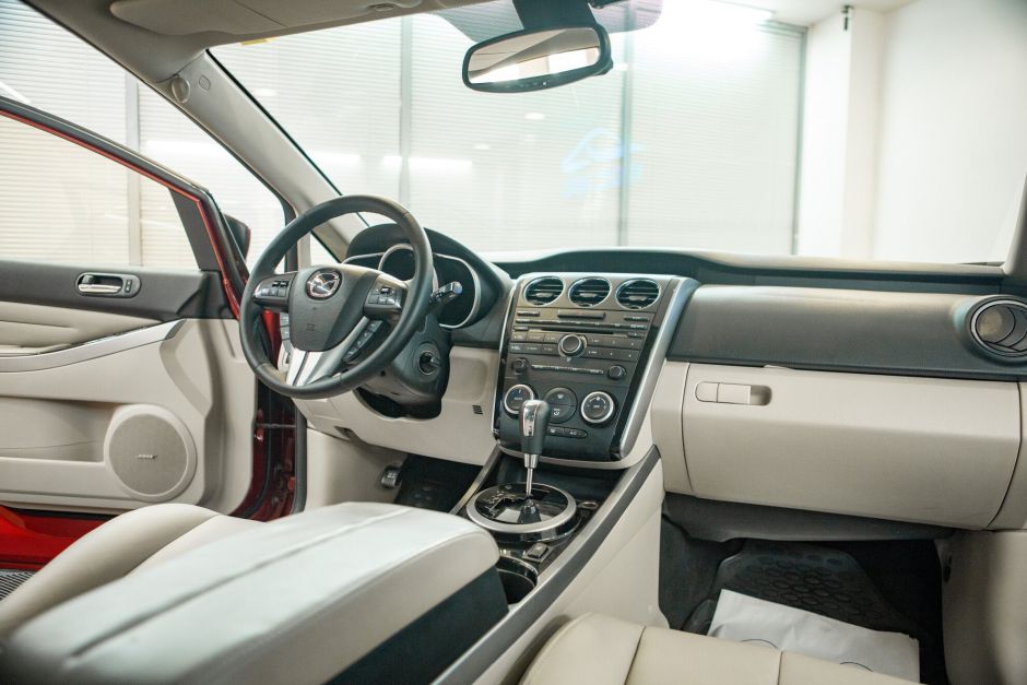 Mazda CX-7, 2.3 л, АТ, 2011 фото 7