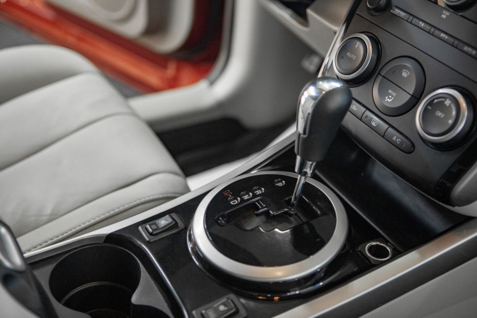 Mazda CX-7, 2.3 л, АТ, 2011 фото 15