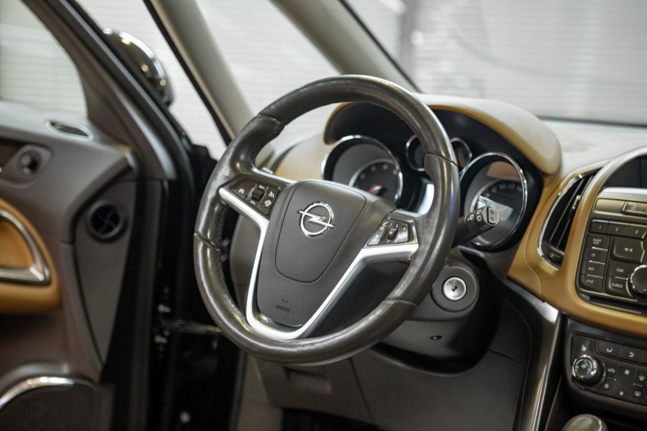 Opel Zafira, 1.4 л, АТ, 2013 фото 13