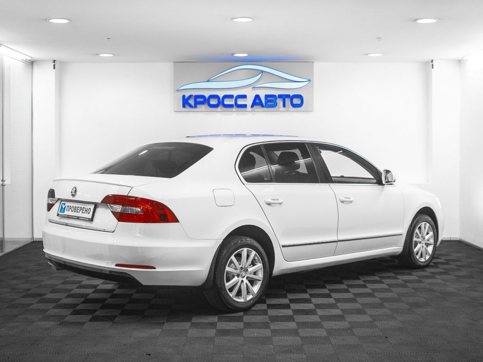 Skoda Superb, 1.8 л, Робот, 2013 фото 4