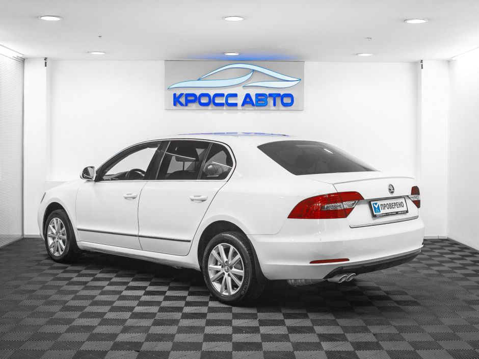 Skoda Superb, 1.8 л, Робот, 2013 фото 6
