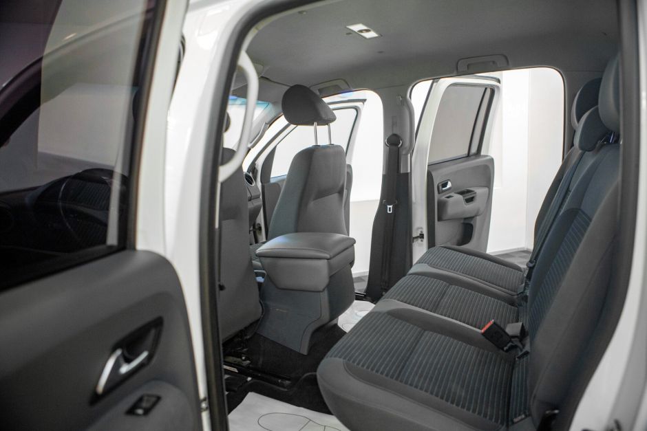 Volkswagen Amarok, 2.0 л, АТ, 2013 фото 8