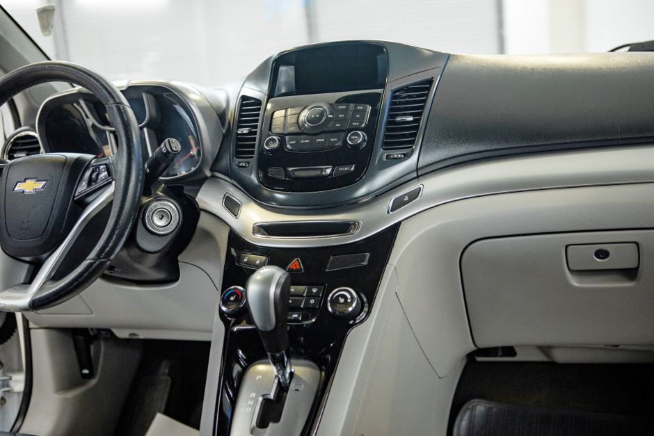 Chevrolet Orlando, 1.8 л, АТ, 2013 фото 9