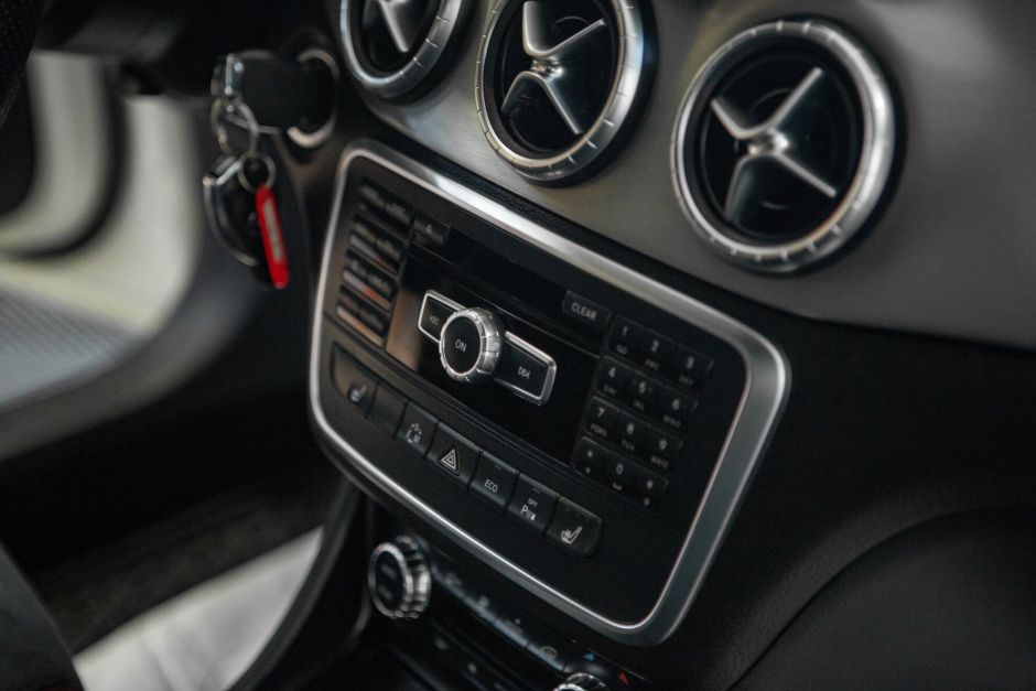 Mercedes-Benz CLA-класс, 2.0 л, Робот, 2014 фото 13
