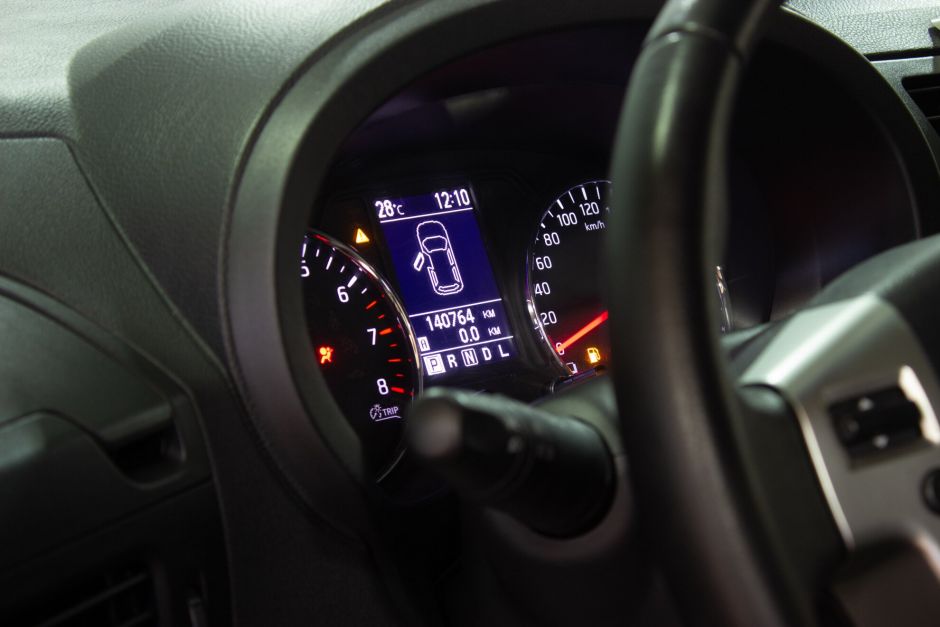 Nissan X-Trail, 2.0 л, Вариатор, 2013 фото 9