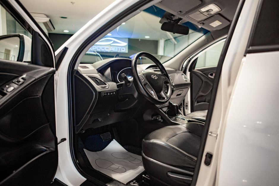 Hyundai ix35, 2.0 л, АТ, 2014 фото 11