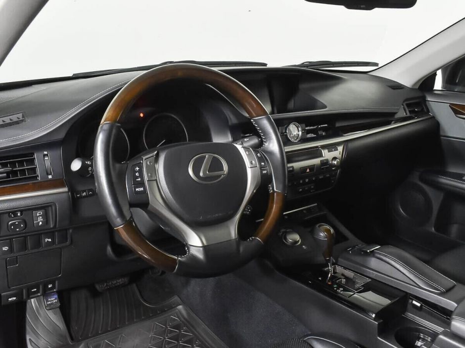 Lexus ES, 2.5 л, АТ, 2013 фото 7