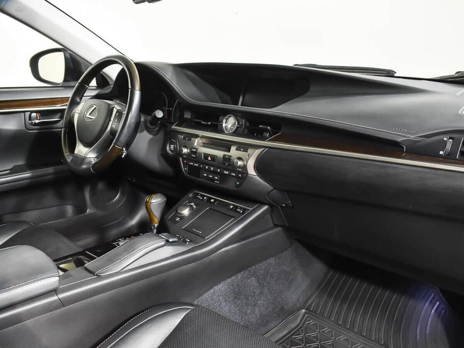Lexus ES, 2.5 л, АТ, 2013 фото 10