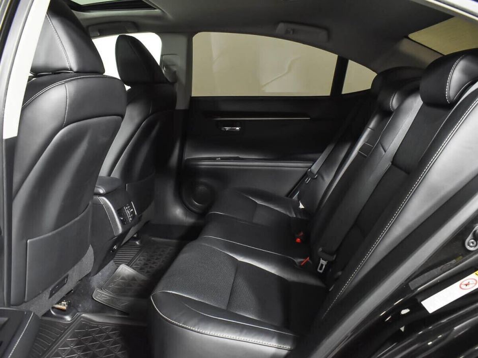 Lexus ES, 2.5 л, АТ, 2013 фото 1