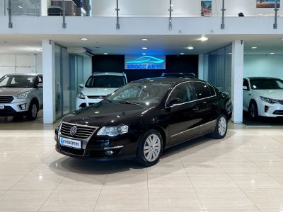 Volkswagen Passat, 1.8 л, РКПП, 2010 фото 3