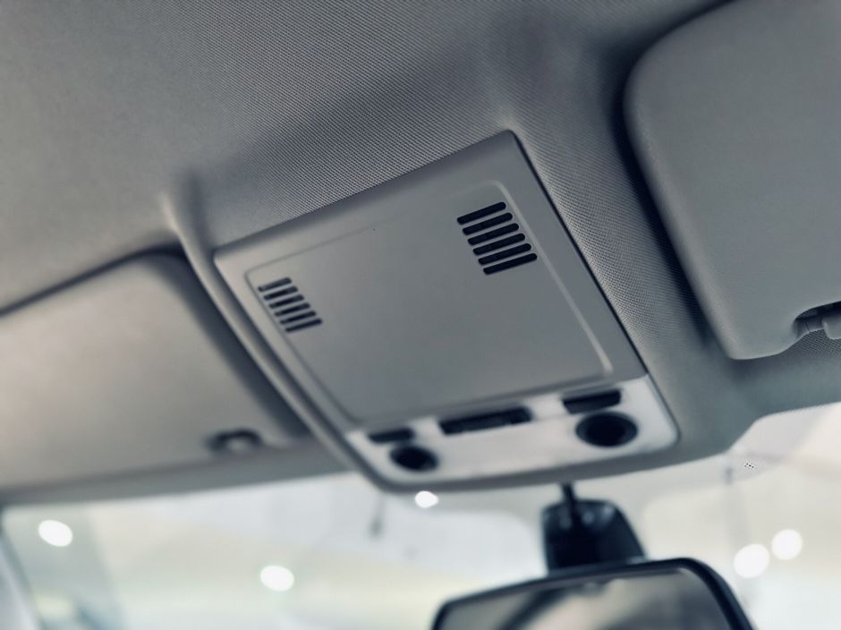 BMW X1, 2.0 л, АТ, 2012 фото 2