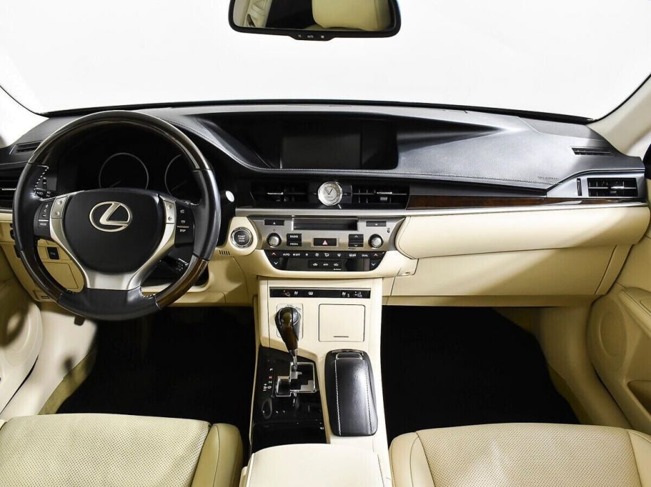 Lexus ES, 2.5 л, АТ, 2014 фото 9