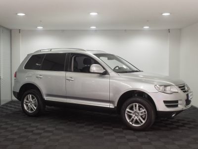 Volkswagen Touareg, 2.5 л, АКПП, 2009 фото 5