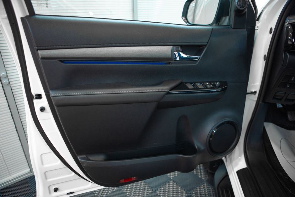 Toyota Hilux, 2.4 л, МТ, 2022 фото 11