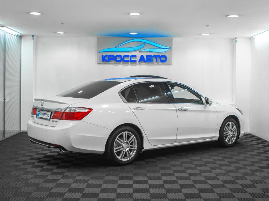 Honda Accord, 3.5 л, АТ, 2013 фото 4