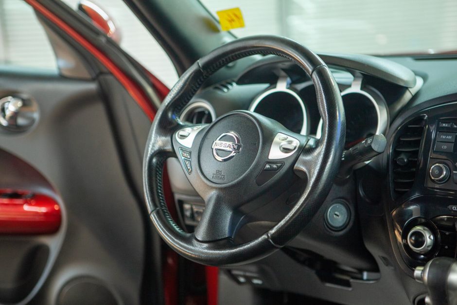 Nissan Juke, 1.6 л, Вариатор, 2012 фото 15