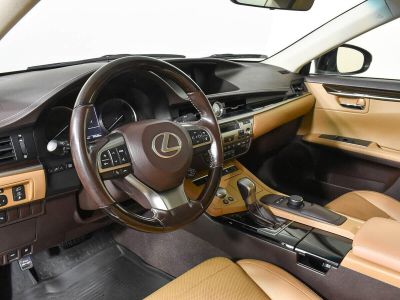 Lexus ES, 2.0 л, АКПП, 2015 фото 7