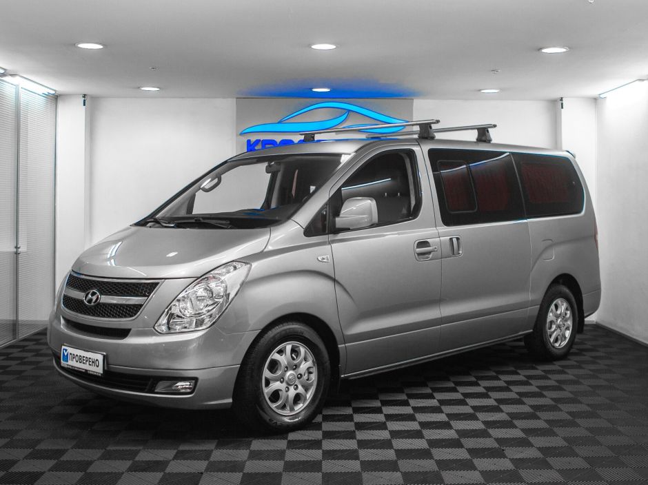Hyundai Grand Starex, 2.5 л, АТ, 2011 фото 3