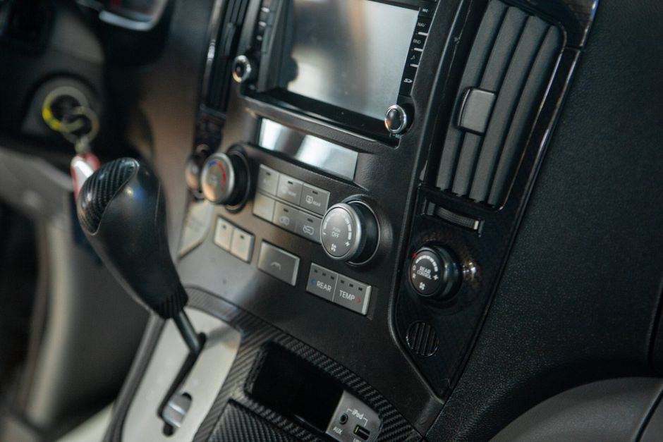 Hyundai Grand Starex, 2.5 л, АТ, 2011 фото 10