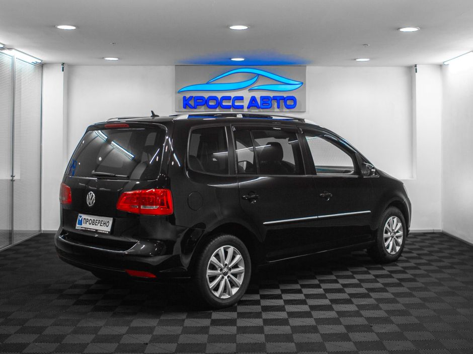 Volkswagen Touran, 1.4 л, Робот, 2011 фото 4
