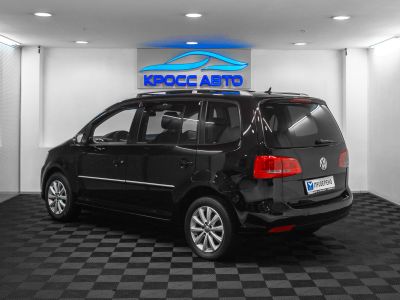 Volkswagen Touran, 1.4 л, РКПП, 2011 фото 6