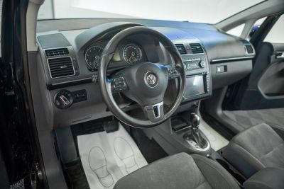 Volkswagen Touran, 1.4 л, РКПП, 2011 фото 13