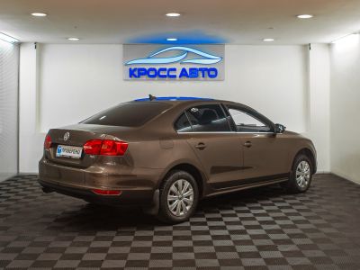 Volkswagen Jetta, 1.4 л, РКПП, 2011 фото 4