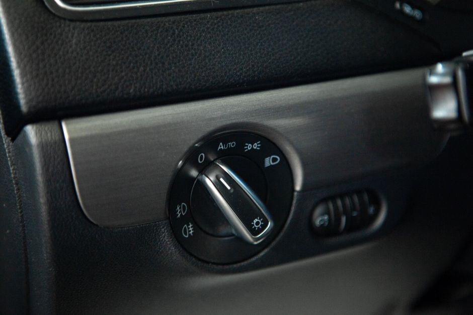 Volkswagen Jetta, 1.4 л, Робот, 2011 фото 13