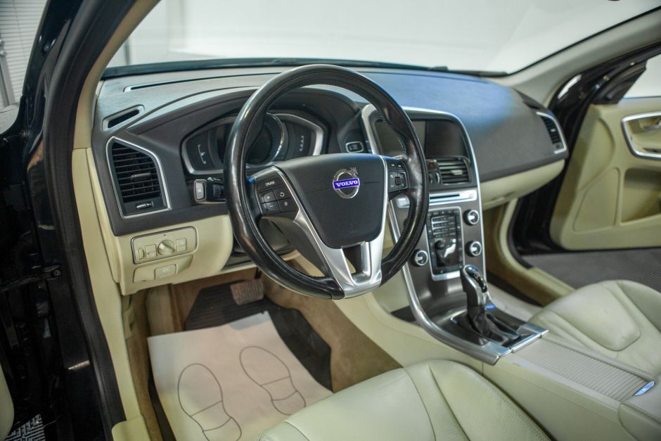 Volvo XC60, 2.4 л, АТ, 2013 фото 9