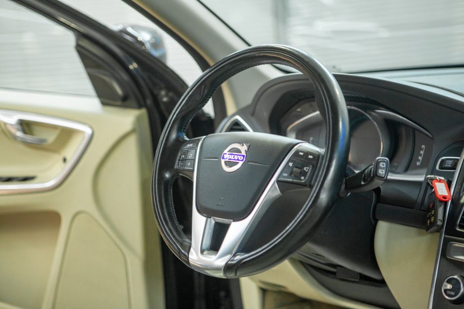 Volvo XC60, 2.4 л, АТ, 2013 фото 14