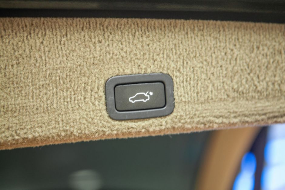 Volvo XC60, 2.4 л, АТ, 2013 фото 1