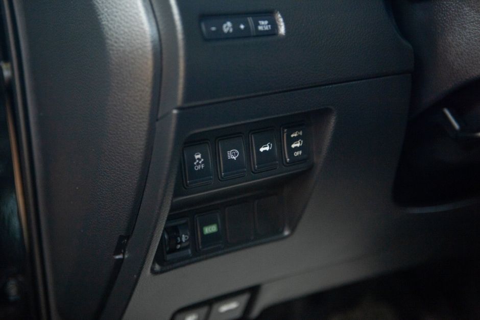 Nissan X-Trail, 2.5 л, Вариатор, 2015 фото 10