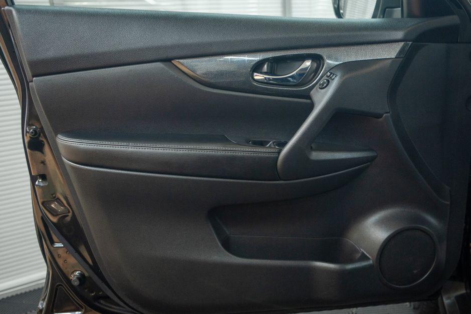 Nissan X-Trail, 2.5 л, Вариатор, 2015 фото 18