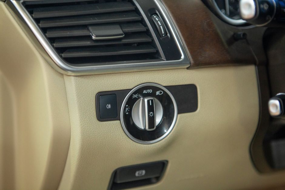 Mercedes-Benz M-класс, 3.0 л, АТ, 2013 фото 10