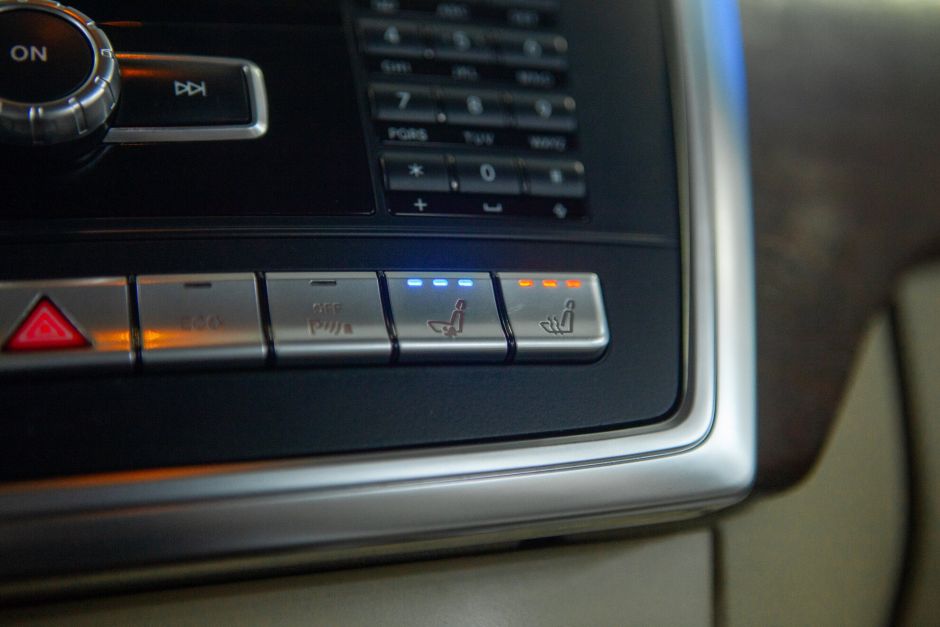 Mercedes-Benz M-класс, 3.0 л, АТ, 2013 фото 16