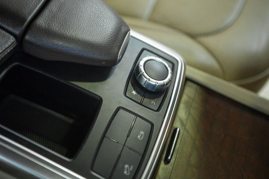 Mercedes-Benz M-класс, 3.0 л, АТ, 2013 фото 21