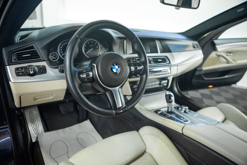 BMW 5 серия, 2.0 л, АТ, 2013 фото 9