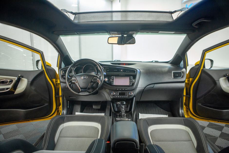 Kia Ceed, 1.6 л, Робот, 2016 фото 8