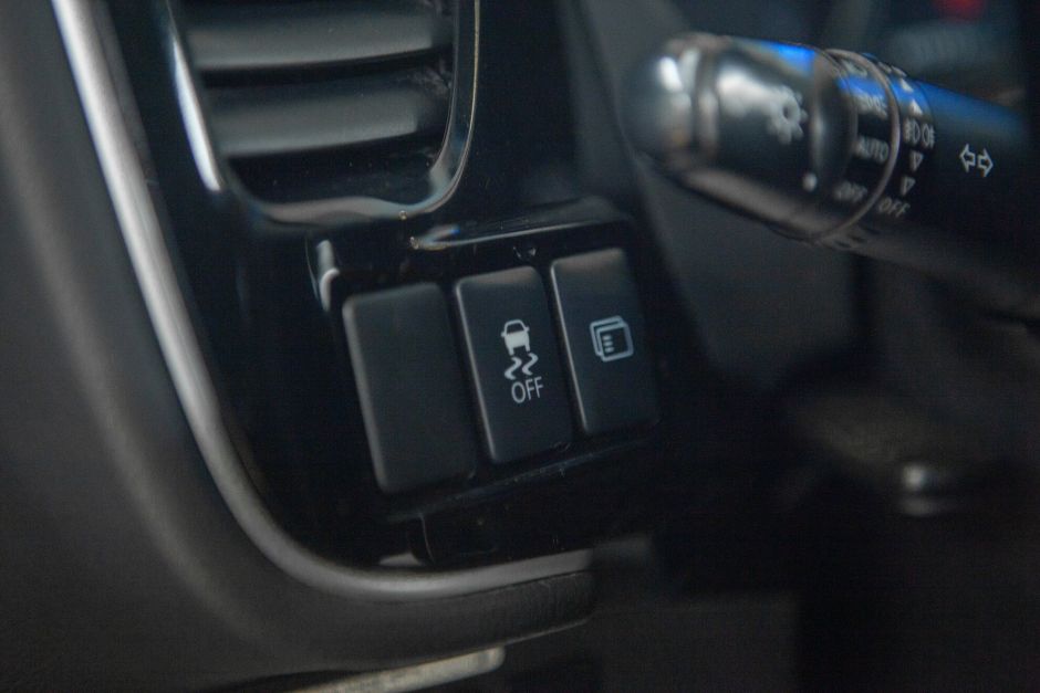 Mitsubishi Outlander, 2.4 л, Вариатор, 2014 фото 10