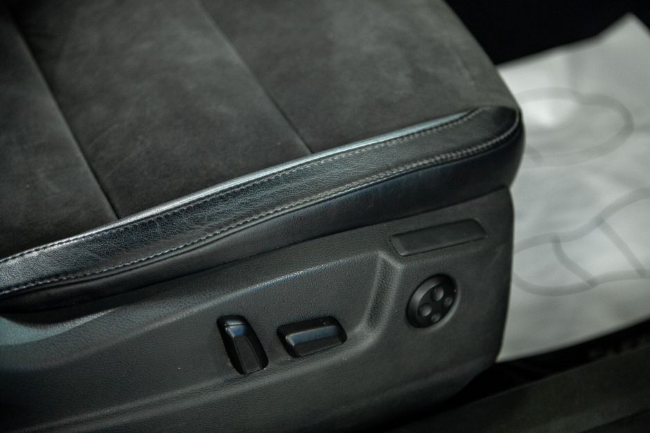 Skoda Superb, 1.9 л, Робот, 2010 фото 2