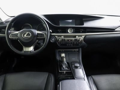 Lexus ES, 2.5 л, АКПП, 2016 фото 8